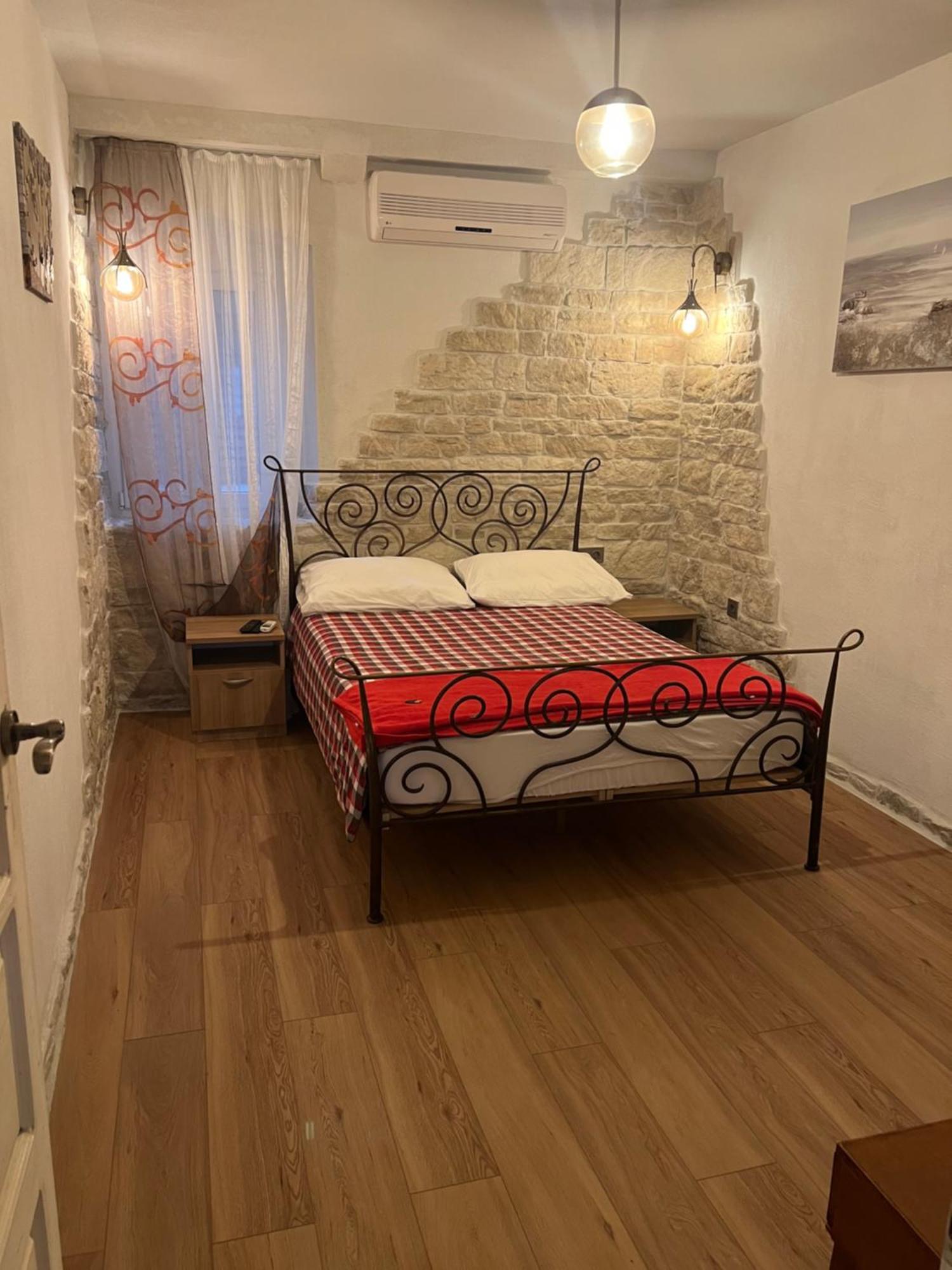 Apartment Nikolina Trogir Exterior photo