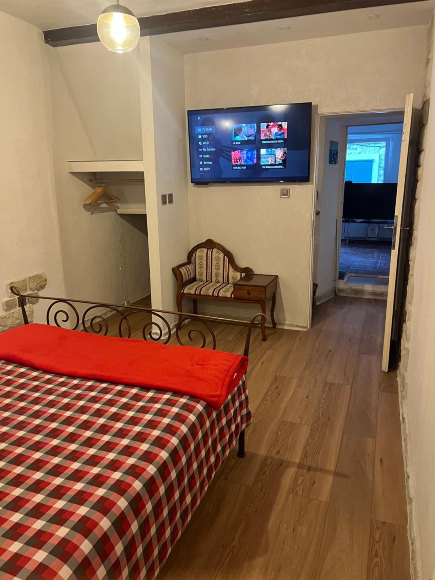 Apartment Nikolina Trogir Exterior photo